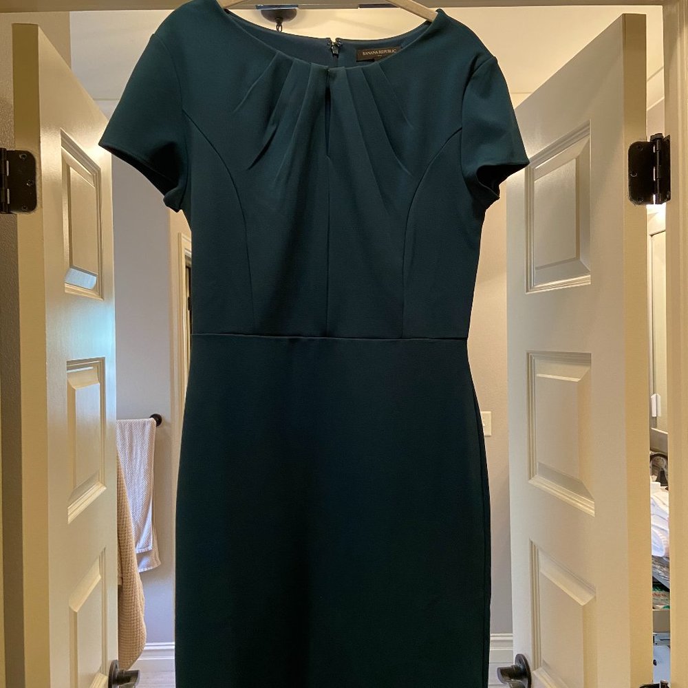 Banana Republic Short Sleeve Dress